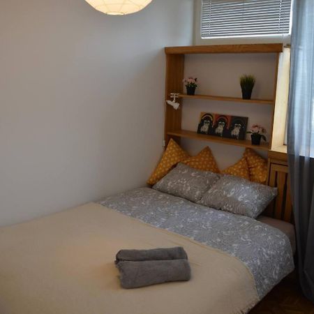Ohmyhome - Sunny Apartment In City Center Varsovia Exterior foto