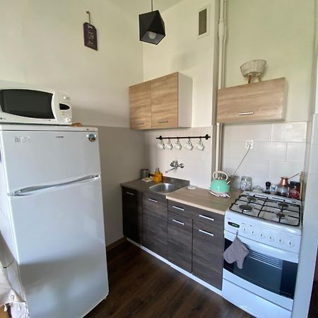 Ohmyhome - Sunny Apartment In City Center Varsovia Exterior foto